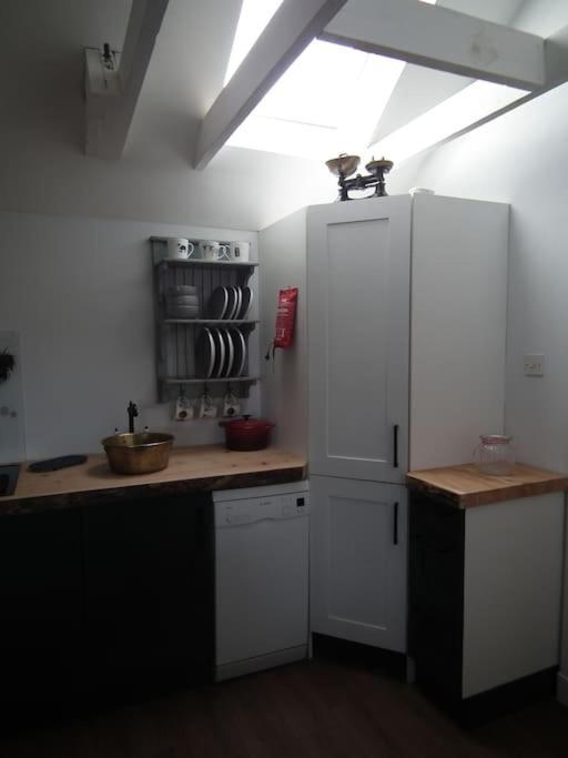 Borrowmoss Bothy, Charming & Characterful Property, Apartment Wigtown